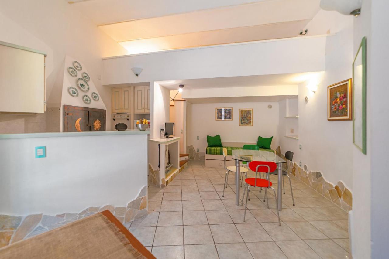 Mono Millelire Apartment La Maddalena  Ngoại thất bức ảnh