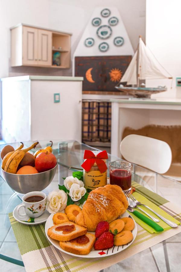 Mono Millelire Apartment La Maddalena  Ngoại thất bức ảnh